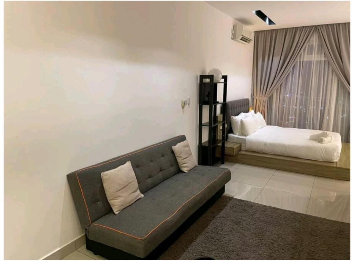 Suasana Suites D'Homestay01 Jb Town Τζόχορ Μπάχρου Εξωτερικό φωτογραφία